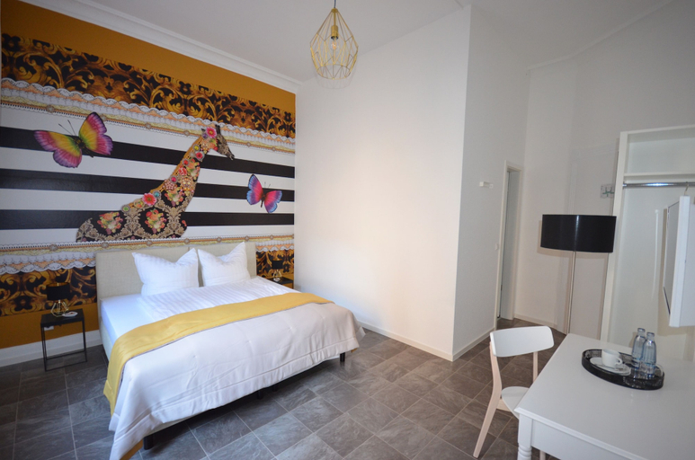 Bedroom 4, Hotel Reverey, Region Hannover