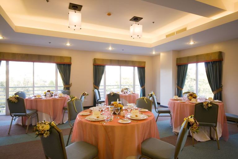 Food & Drinks 5, Baguio Burnham Suites, Baguio City
