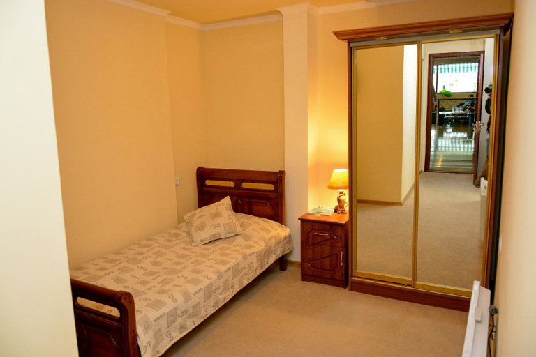 Bedroom 2, Sanahin Bridge Hotel
