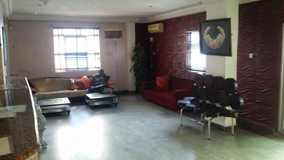 Others 5, Lekki Central Hotel, Eti-Osa