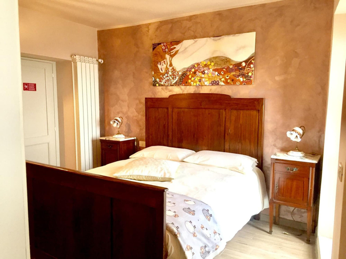 Bedroom 2, Il Borgo Antico, Latina