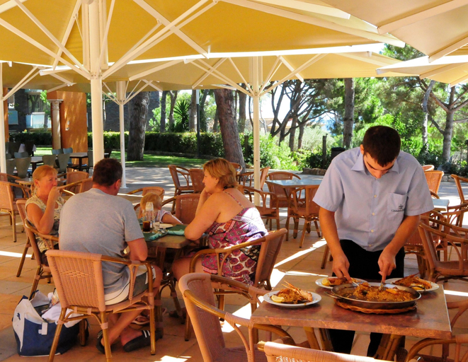 Food & Drinks 5, Aparthotel Ciutat de Palol, Girona