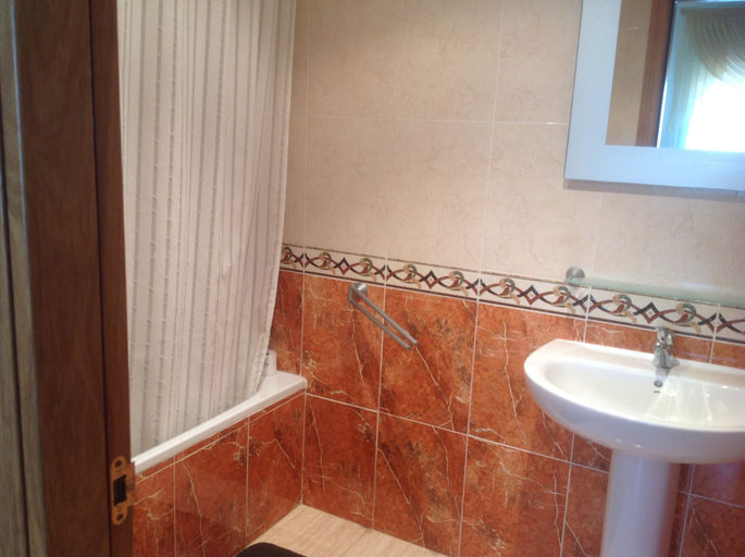 Bathroom, LET 4 U COSTA MARINA I, Castellón