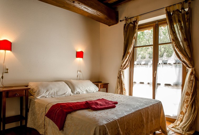 Bedroom 2, Casale Pino, Perugia