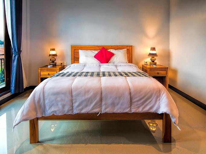 Bedroom 2, Full Moon Guest House, Taunggye