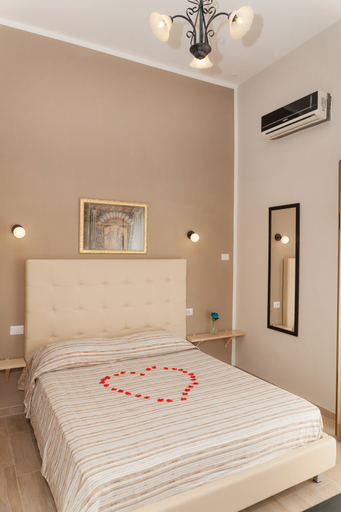 Bedroom 4, Bed & Breakfast Santa Caterina, Napoli