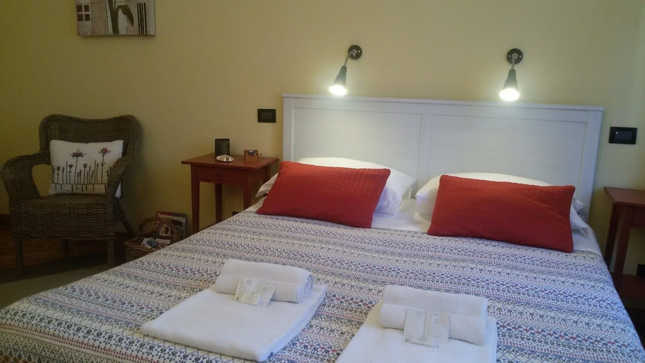 Bedroom 3, Alma Clara B&B, Torino