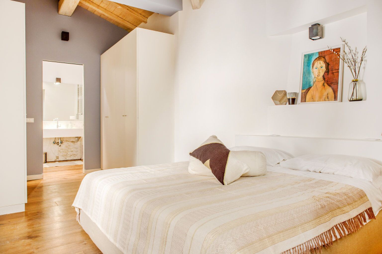 Bedroom 3, Via della Scala Apartment, Rome