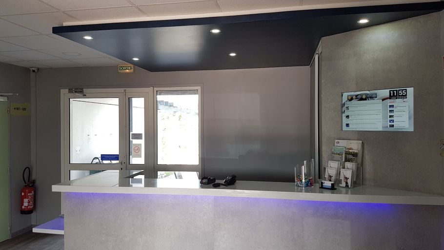 Bathroom 4, ibis budget Chambourcy Saint-Germain, Yvelines