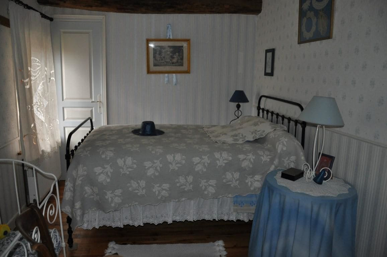 Bedroom 4, A L'Antan - La Ferme D'Octave, Charente-Maritime