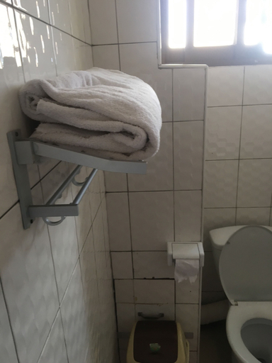 Bathroom 4, Durban Hotel, Ilala