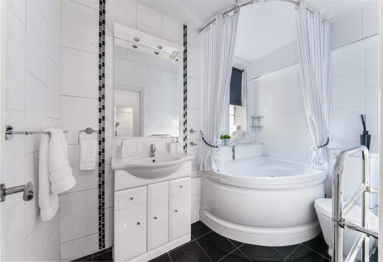 Bathroom 3, Cozy & Stylish Apartment in Chelsea, London