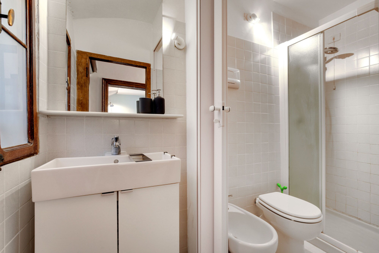 Bathroom, Bragora Smoochy Attic Venice, Venezia