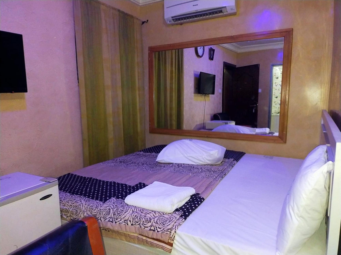 Bedroom 2, Orient Hotel & Plaza, AbujaMun