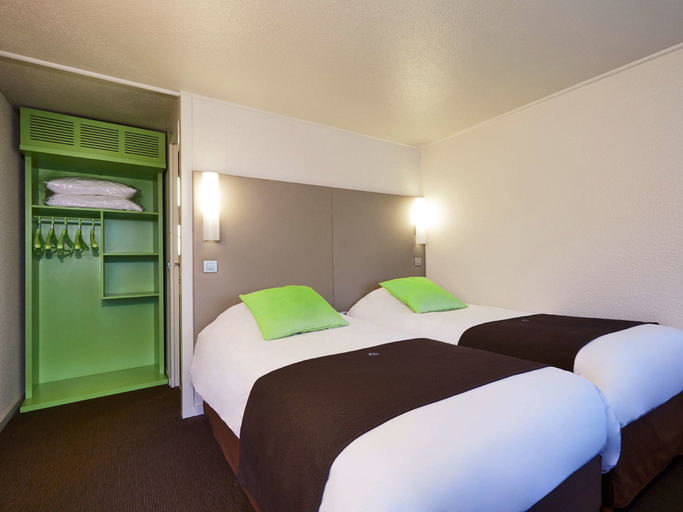 Bedroom 2, Campanile Plaisir, Yvelines