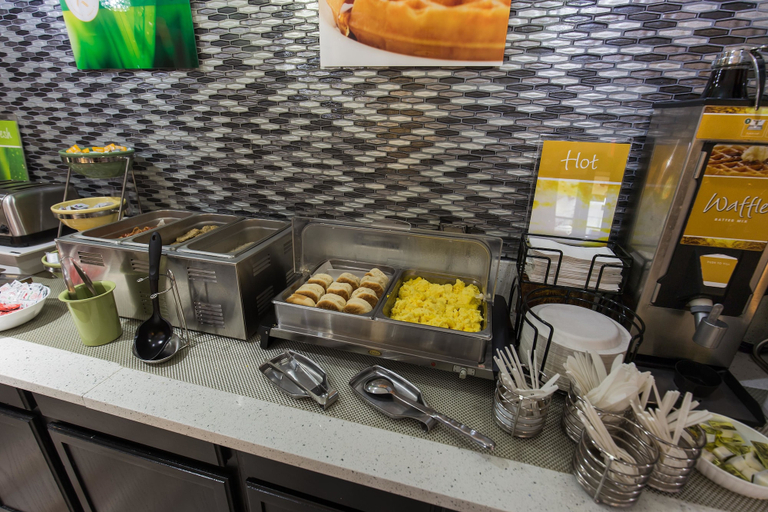 Food & Drinks 5, Quality Inn St. Robert - Ft. Leonard Wood, Pulaski