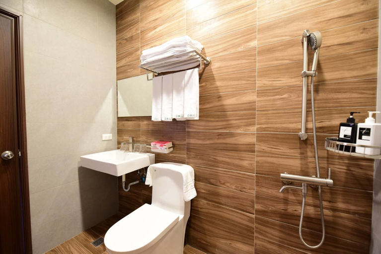 Bathroom 3, Yasengawa, Pingtung