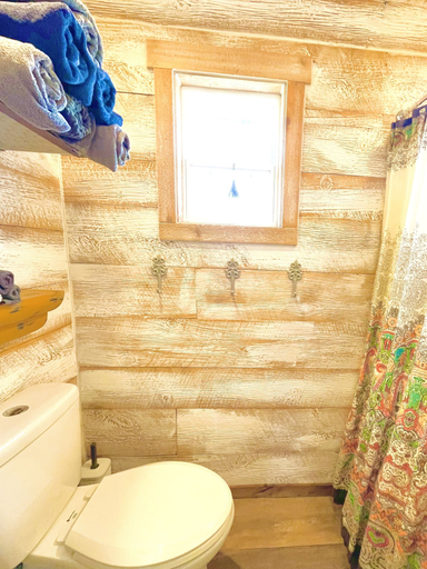 Bathroom 5, The Alexander at Creek Road, Hays