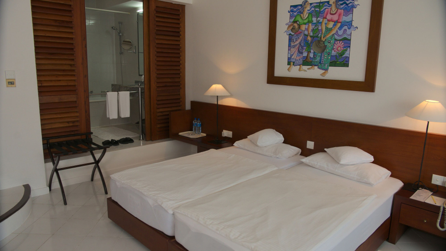 Bedroom 3, Lanka Princess All Inclusive Hotel, Beruwala