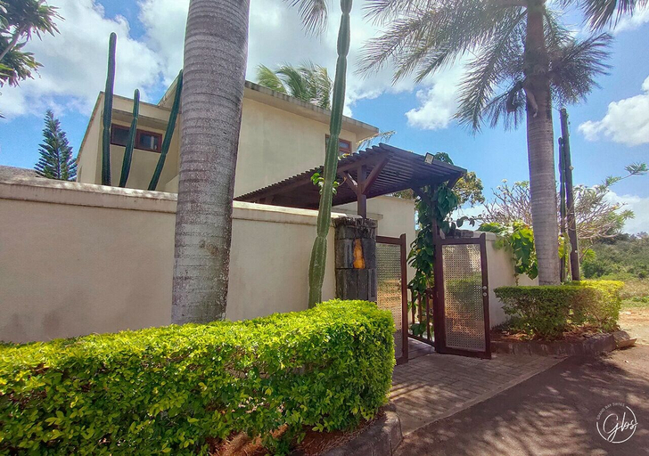 Exterior & Views 2, Grand Bay Suites