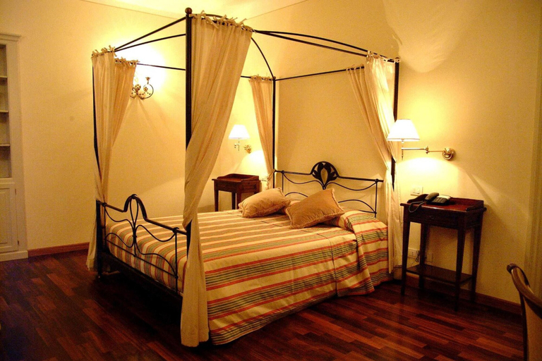 Bedroom 3, Agriturismo Marcarini, Cuneo