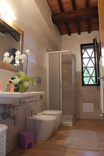 Bathroom 5, Agriturismo Torre Prima Holidays, Siena