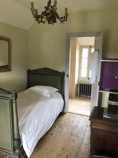 Bedroom 3, Château De La Goujonnerie, Vendée