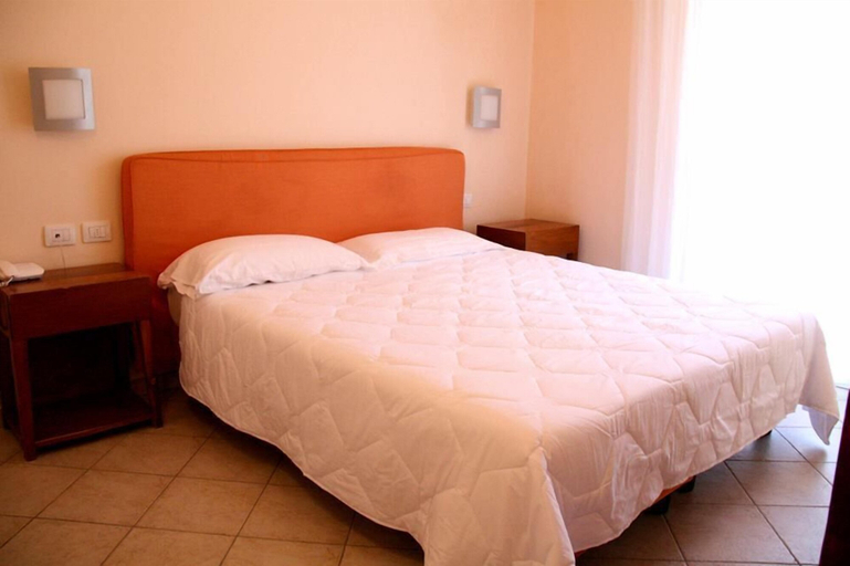 Bedroom 4, Alba Hotel, Ravenna