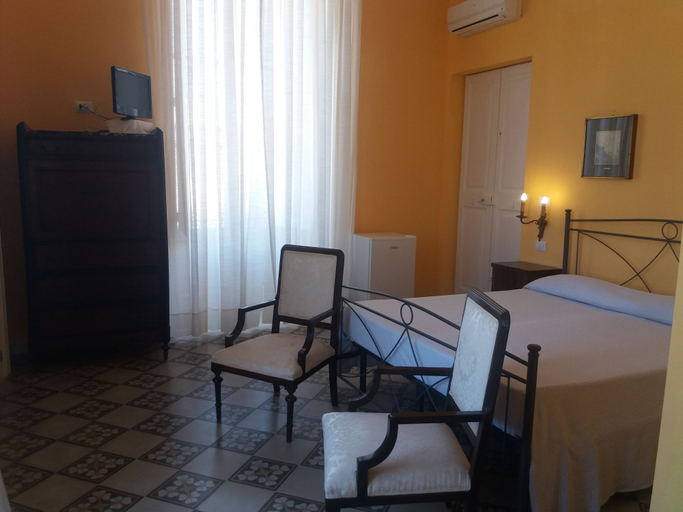 Bedroom 3, Antico Palazzo Spinola, Lecce