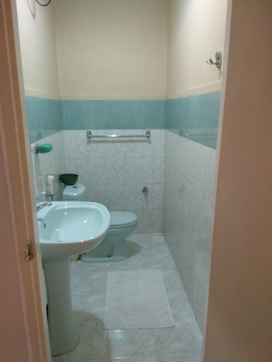 Bathroom 4, Windsor Forest Bungalow, Bandarawela