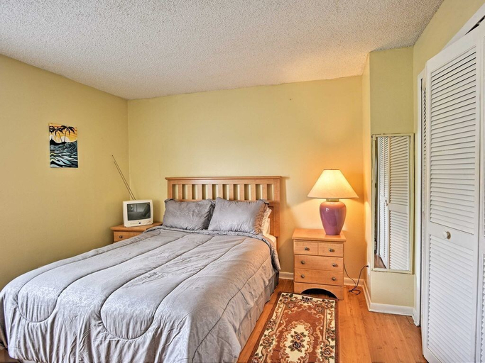 Bedroom 3, Avis House, Brevard