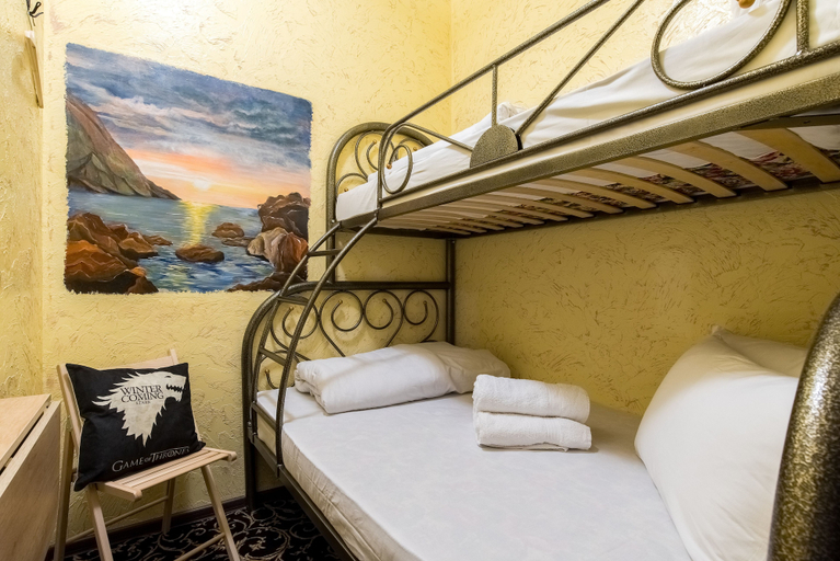 Bedroom 2, Winterfell Paveletskaya, Central