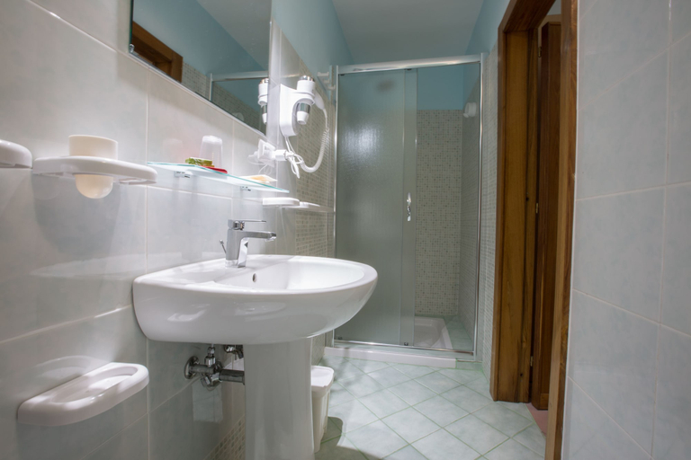 Bathroom 5, Le Dimore dei Messapi, Lecce