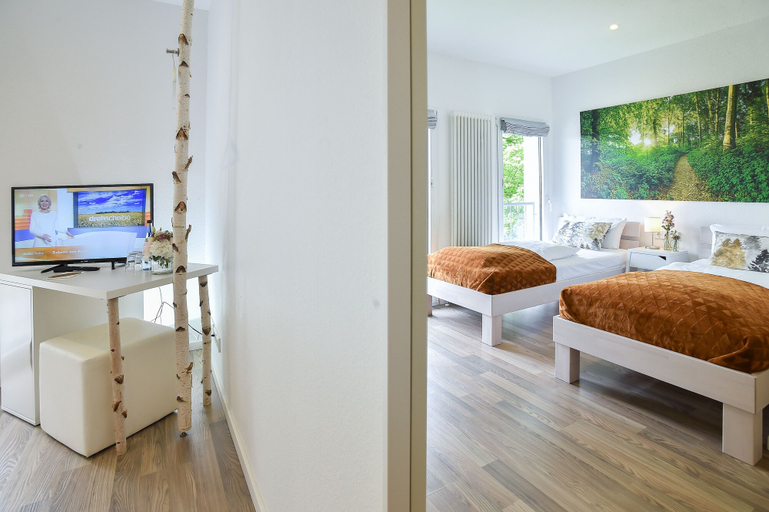 Bedroom 2, Habitat Esslingen, Esslingen