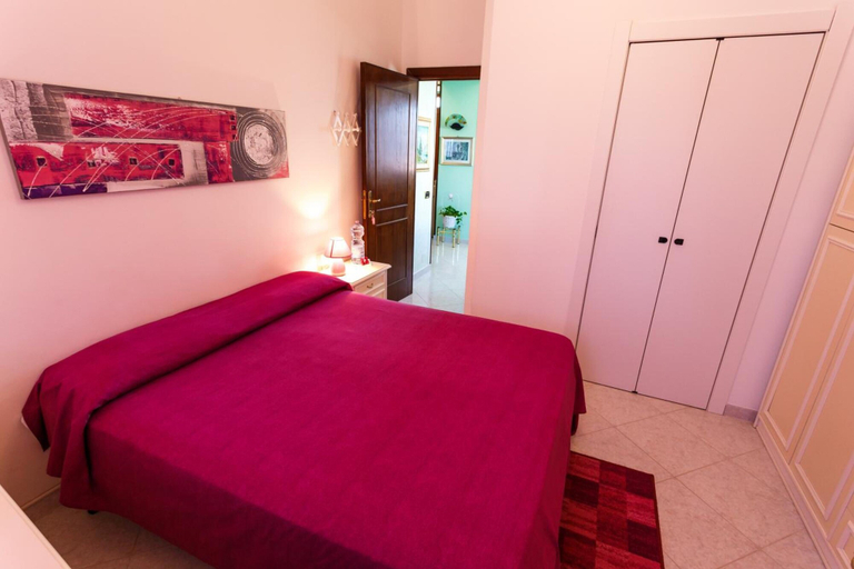 Bedroom 4, L'Aurora Viola, Carbonia-Iglesias