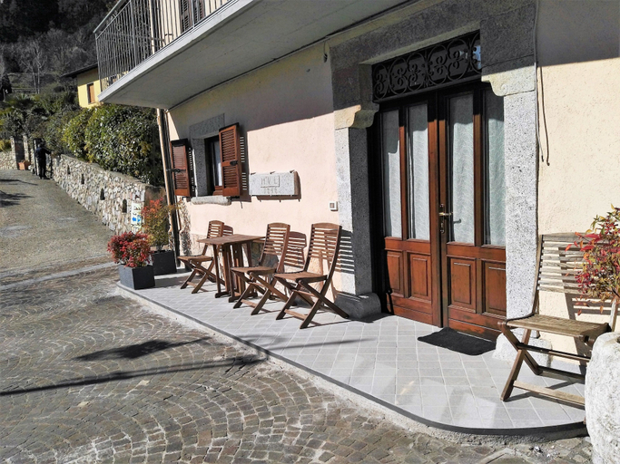 Exterior & Views 2, Appartamenti Casa Rita & Antica Corte Ginevra, Brescia