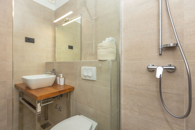 Bathroom 4, Hedera Estate, Villa Hedera II, Dubrovnik