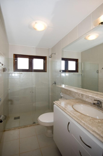 Bathroom, Residencial Zumbi Beach Resort, Maxaranguape