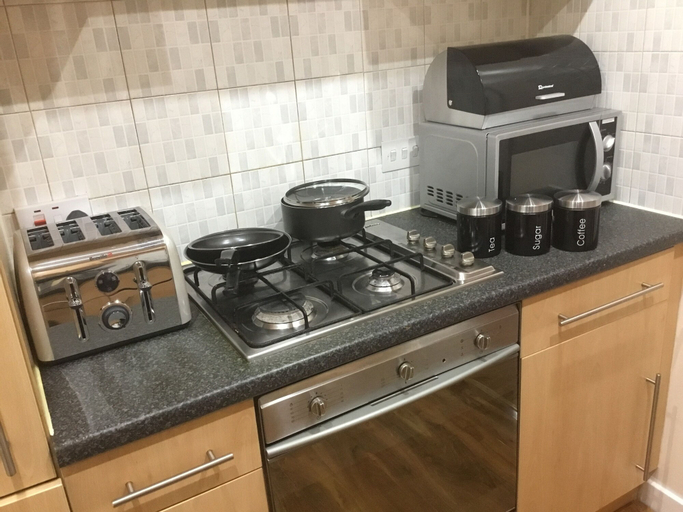 Others 5, Brabloch Park Apartment, Renfrewshire