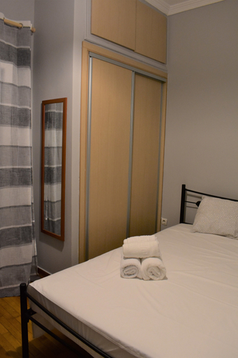 Bedroom 2, Small & Cozy Flat near Hospitals, Attica