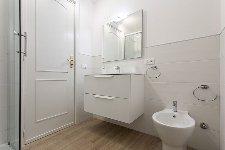 Bathroom 3, Villino a Fontane Bianche, Syracuse