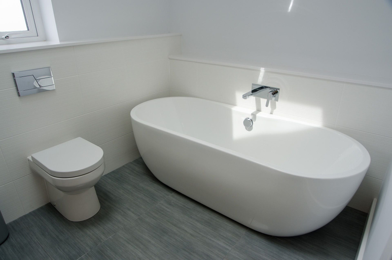 Bathroom 3, Pen-y-Ghent, Lancashire