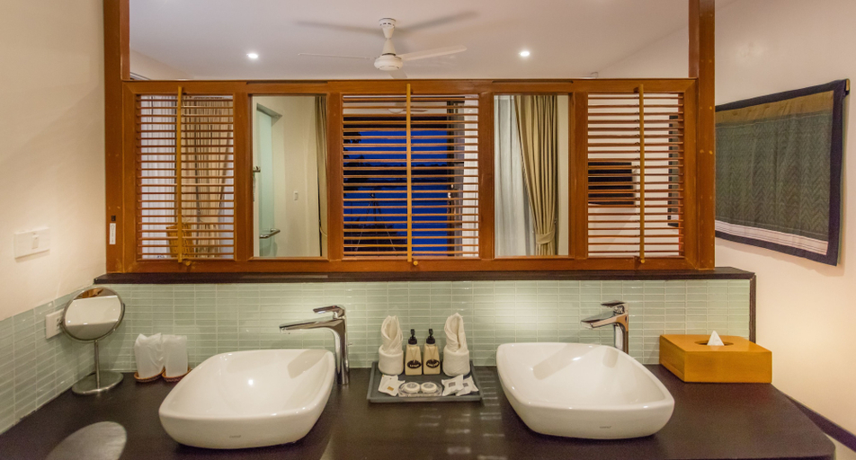 Bathroom 4, The River Resort, Pathoomphone