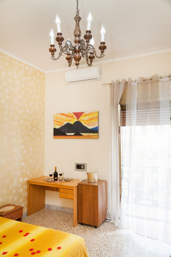 Bedroom 4, Bed & Breakfast Santa Caterina, Napoli