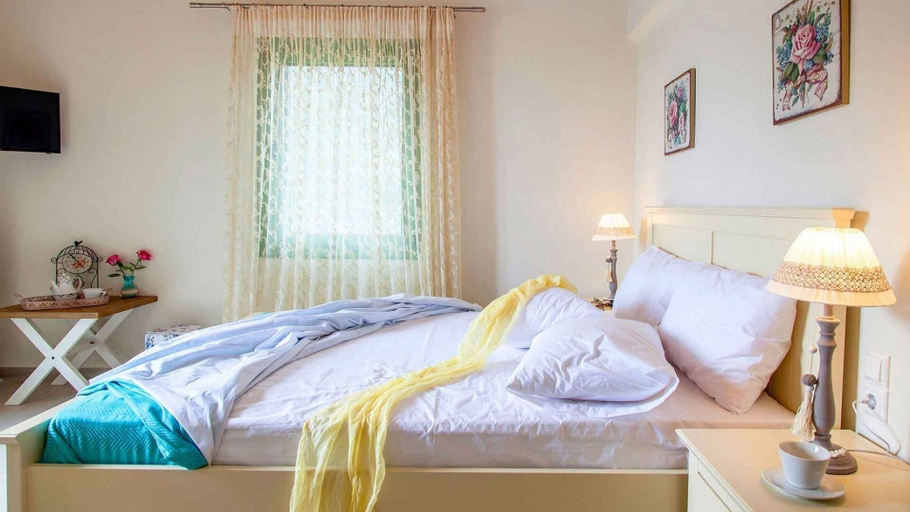 Bedroom 2, Ktima Aniforeli Luxury Villas, Ionian Islands
