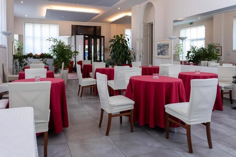 Food & Drinks 5, Hotel La Nuova Rotaia, Varese
