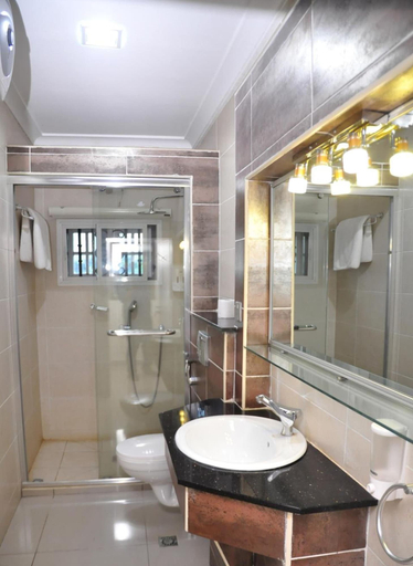 Bathroom 3, De Franklin Apartments, AbujaMun