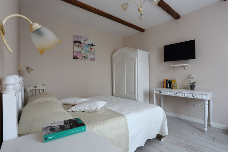 Bedroom 3, Ambrosio Relais, Napoli