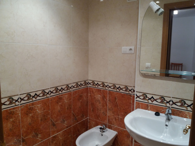 Bathroom, LET 4 U Playa Coral, Castellón