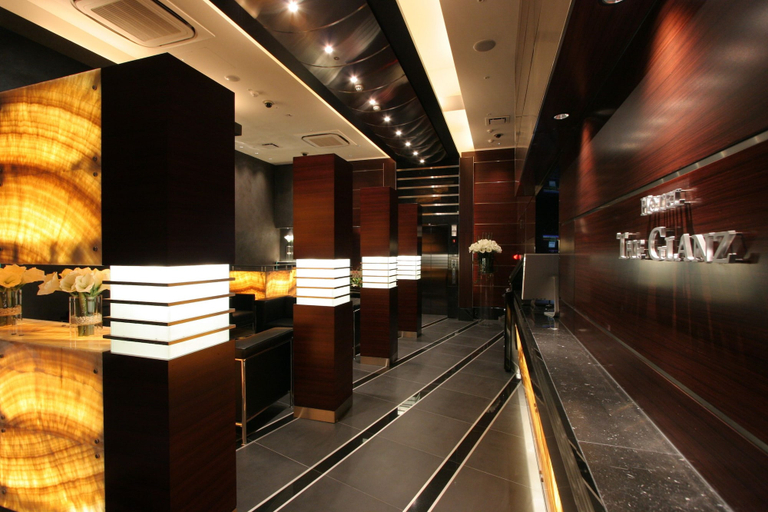 Others 5, Hotel The Glanz, Minato
